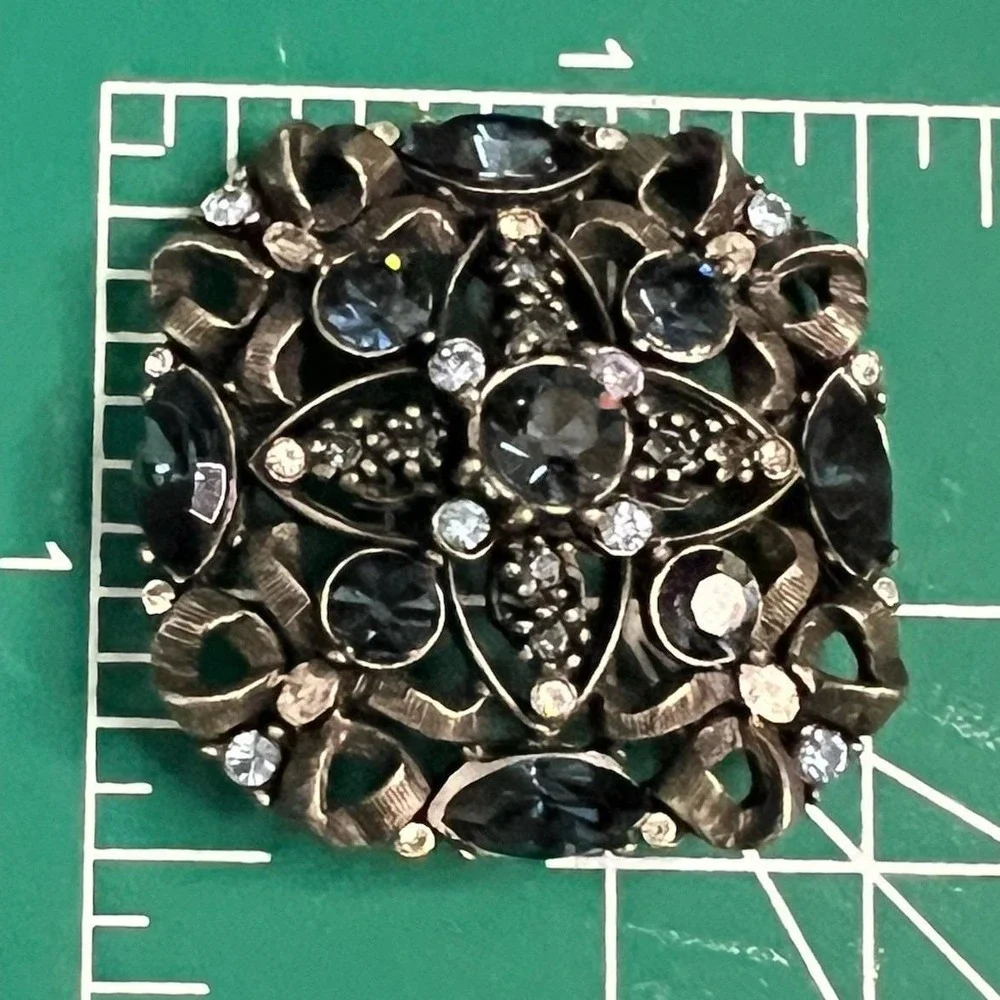 Craft Signed Blue Rhinestone Gunmetal Filigree Round Brooch Pin 1.5